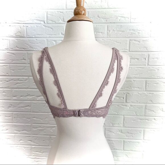 Victoria’s Secret PINK Lace Push-Up Strappy Back Bra Size 32D - Picture 2 of 4